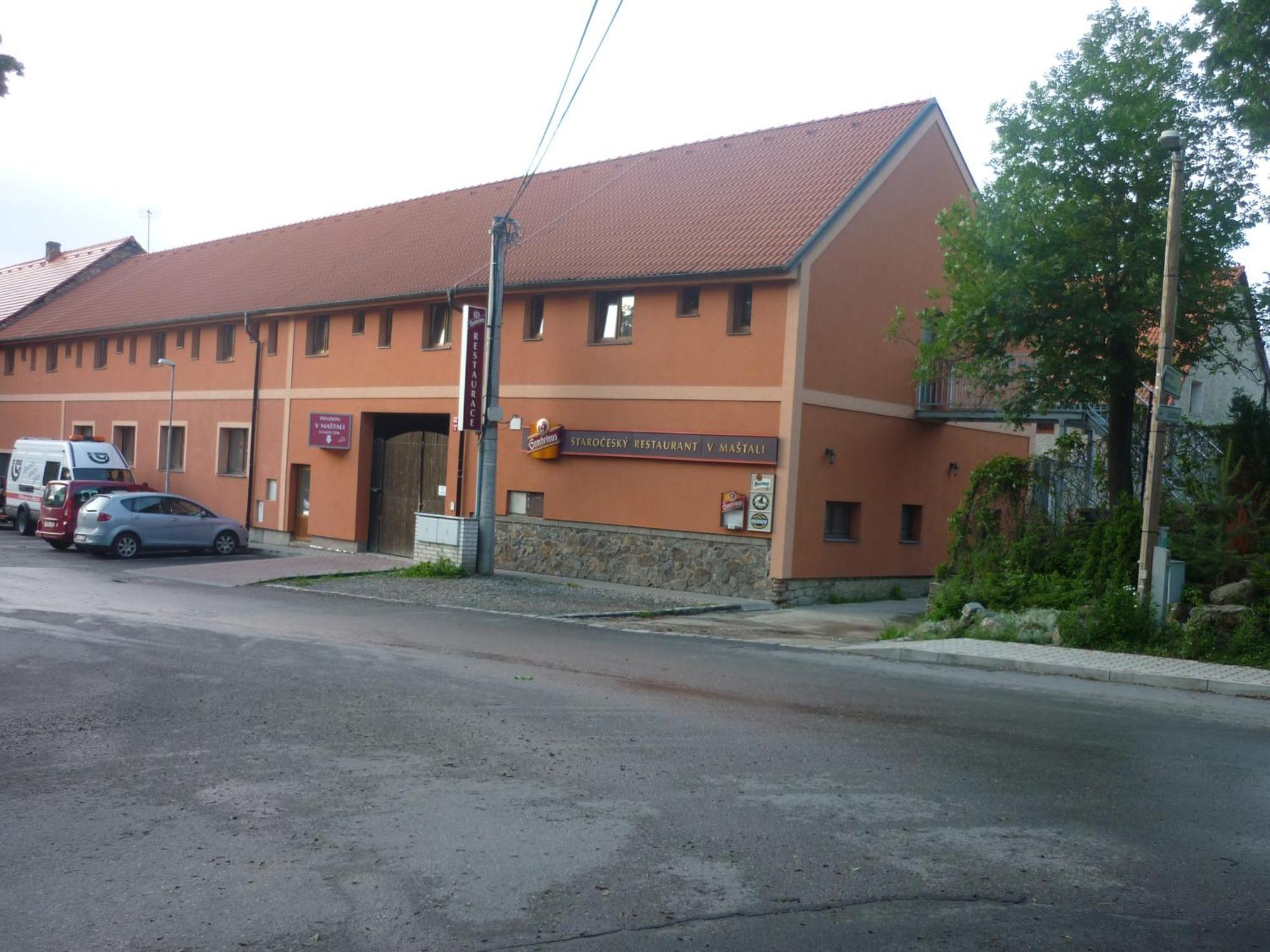 Penzion V Mastali Kněževes Екстериор снимка